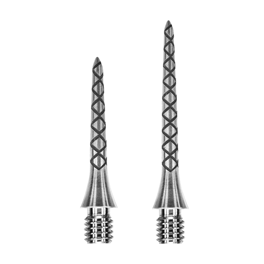 Target-Titanium-Pro-Conversion-Point-Diamond-Steeldartspitzen-2 Das Bild zeigt zwei Target Titanium Pro Conversion Points Diamond - Spitzen für Darts. Beide Spitzen sind silberfarben und haben ein Rautenmuster auf der Oberfläche.