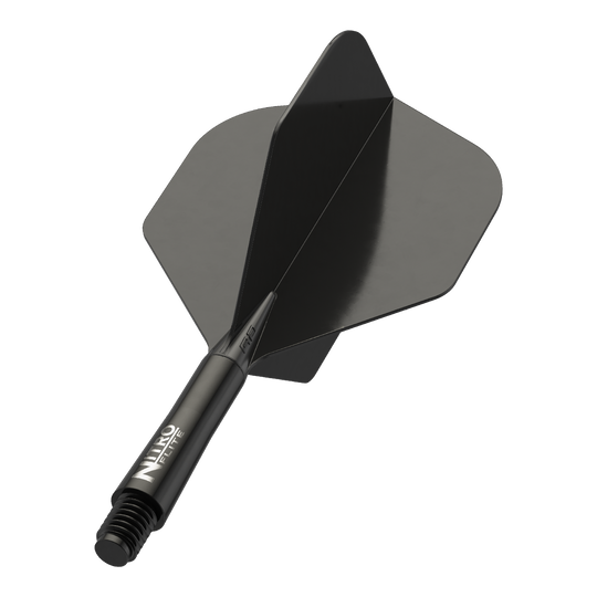 Red Dragon Nitroflite - Black Shaft Black No2 Flights Auf dem Bild ist ein schwarzer Dart-Schaft mit schwarzen Flights zu sehen. Auf dem Schaft steht der Schriftzug "NITRO FLITE".