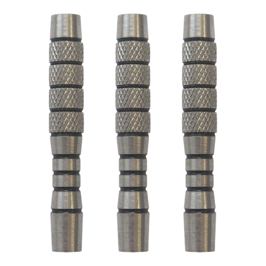 Bersagli morbidi McDart a forma di goccia zigrinata - 18 g McDart Knurled Teardrop Softdart Barrels - 18g als Set werden gezeigt. Das Set enthält mehrere Softdart Barrels mit Teardrop-Form und 18 Gramm Gewicht.