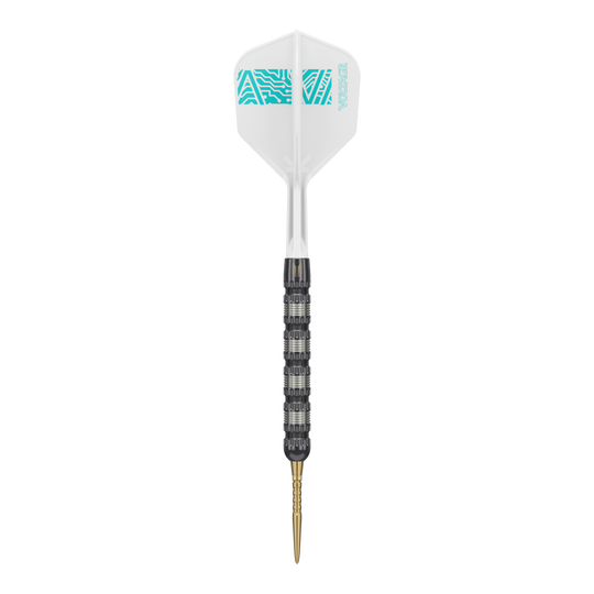 Freccette Target Rob Cross 95K Swiss Point Steel Das Bild zeigt einen Target Rob Cross 95K Swiss Point Steeldart. Der Dart hat eine weiße Flügel mit blauen Mustern und einen schwarzen, strukturierten Schaft mit einer goldenen Spitze.