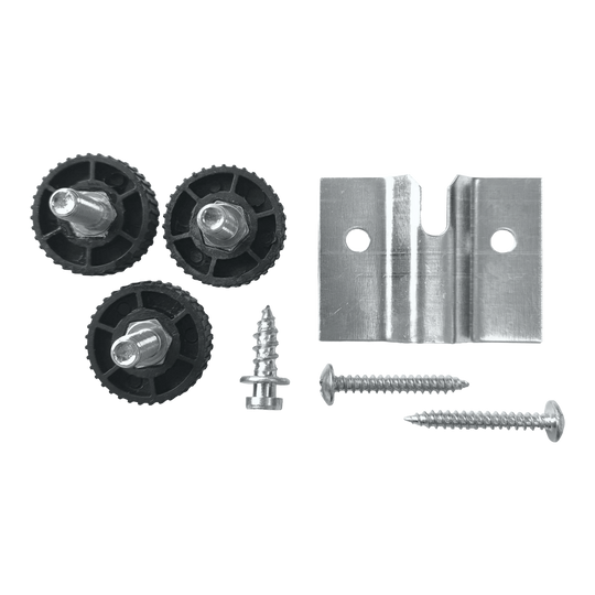 Supporto da parete Winmau Rota-Lock Blade 6 Das Bild zeigt das Winmau Rota-Lock Blade 6 Wandhalterungs-Set mit drei schwarzen Einstellrädern, einer Metallhalterung und Schrauben. Diese Teile werden verwendet, um ein Dartboard sicher an der Wand zu befestigen.