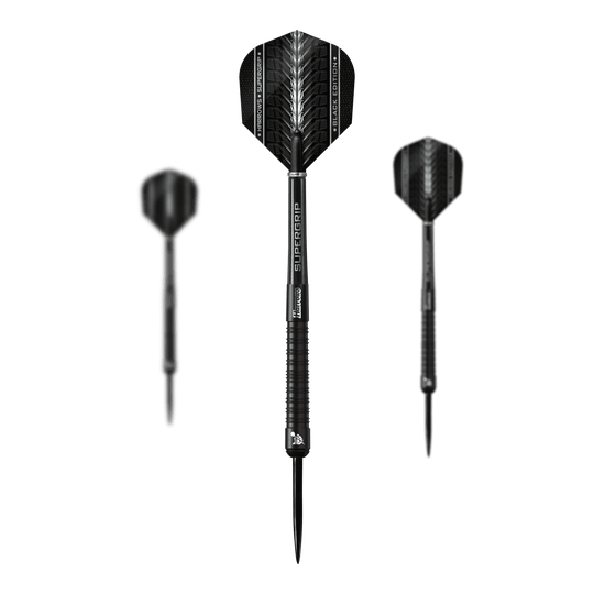 Freccette in acciaio Harrows Supergrip Black Edition Das Bild zeigt drei schwarze Steeldarts der Marke Harrows Supergrip Black-Edition. Die Darts haben ein elegantes Design mit silbernen und schwarzen Akzenten.