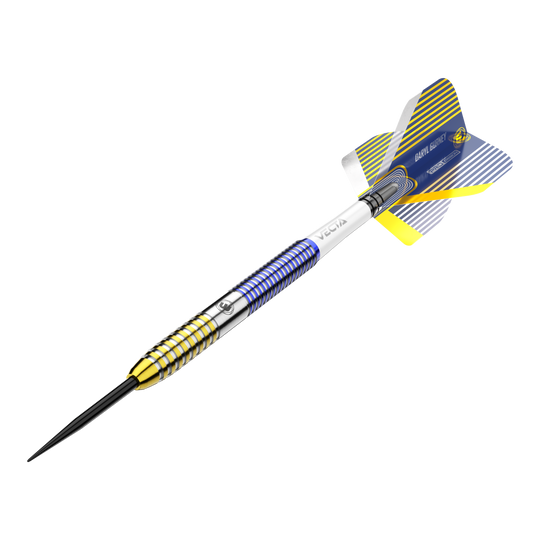 Freccette in acciaio Winmau Daryl Gurney SC 1.0 Series - 23 g Das Bild zeigt einen Winmau Daryl Gurney SC 1.0 Series Steeldart mit einem Gewicht von 23g. Der Dart ist bunt gestaltet, hauptsächlich in Blau, Gelb und Silber.