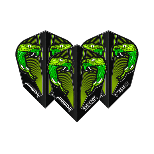 Voli standard Green V di Peter Wright Airwing del Red Dragon Das Bild zeigt drei Dartflights mit einem auffälligen grünen Schlangenkopf-Design. Auf den Flights steht "AIRWING" und "SNAKEBITE".