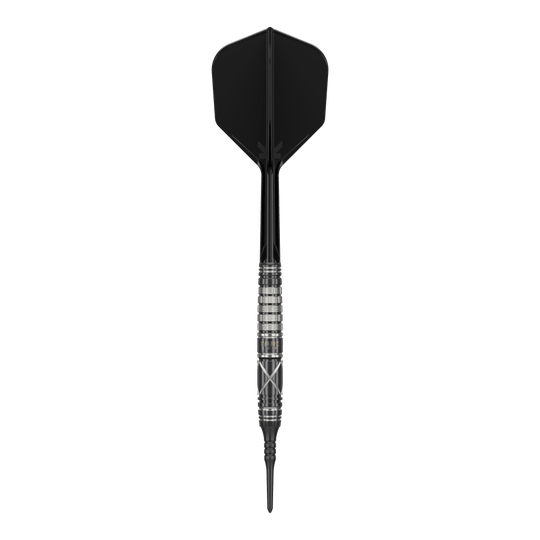 Target Japan Black Marque Chaos 2 freccette morbide - 19 g Das Bild zeigt einen Softdart namens "Target Japan Black Marque Chaos 2" mit einem Gewicht von 19 Gramm. Der Dart hat ein elegantes, schwarzes Design mit silbernen Akzenten am Griff.