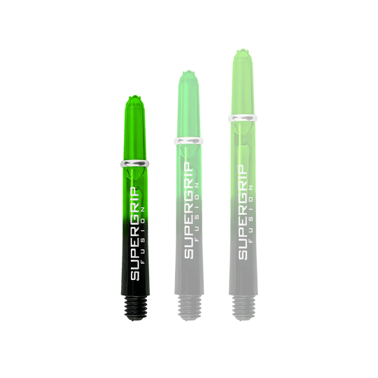 HR339_Harrows_Supergrip_Fusion_Shafts_Gr-n_33mm_1AyoEU4jBDx8l2 Das Bild zeigt drei grüne Harrows Supergrip Fusion Shafts in unterschiedlichen Längen. Die Schrift „Supergrip Fusion“ ist auf jedem Schaft in Weiß zu sehen.