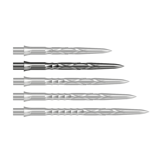 Punte per freccette in acciaio Caliburn System - HAN G2 - Argento Auf dem Bild sind drei silberne Steeldartspitzen nebeneinander zu sehen. Sie haben eine glatte, verdrehte Oberfläche und sind spitz zulaufend.