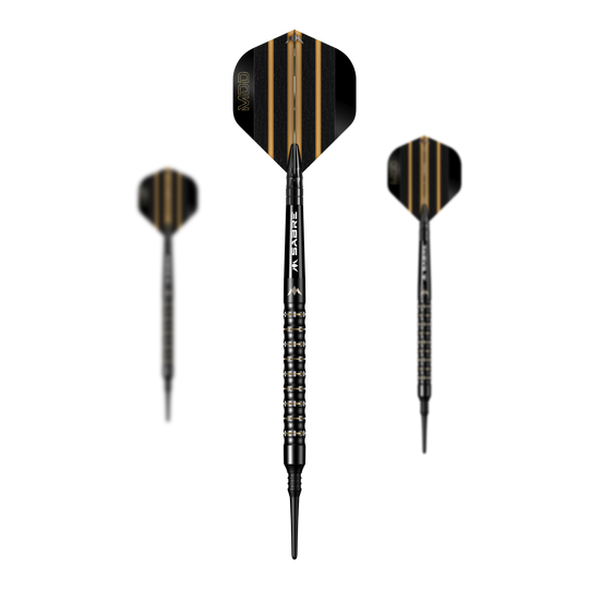 Freccette morbide Mission Mike De Decker MDD Black Gold - 20 g Das Bild zeigt drei Softdarts des Modells „Mission Mike De Decker MDD Black Gold“ mit einem Gewicht von 20g. Die Darts sind schwarz mit goldenen Streifen auf den Flights und haben ein modernes, edles Design.