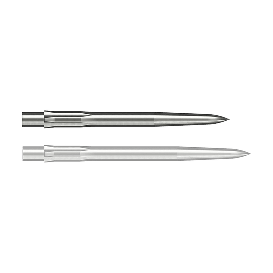 Punte per freccette in acciaio Caliburn System - Lisce - Argento Auf dem Bild sind zwei silberne, glatte Stahlspitzen für Darts zu sehen. Sie sind länglich geformt und haben eine spitze Vorderseite.
