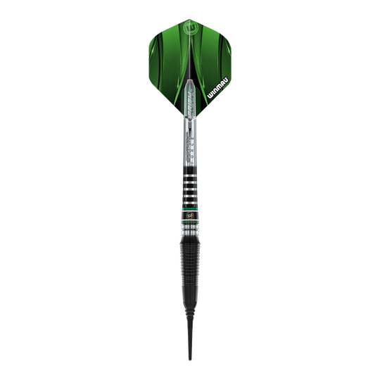 Freccette morbide Winmau Sniper Black 2025 - 20 g Das Bild zeigt einen Winmau Sniper Black 2025 Softdart mit einem Gewicht von 20g. Der Dart hat schwarze und silberne Elemente sowie rote und grüne Akzente am Schaft.