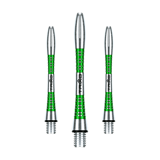 7013-403_Winmau_Triad_Aluminium_Shafts_Gr-n_41mm_1LUSPmNeAebMpS Das Bild zeigt drei grün-silberne Winmau Triad Aluminium Shafts für Dartpfeile. Die Shafts haben ein modernes, geriffeltes Design mit der Aufschrift "Triad".