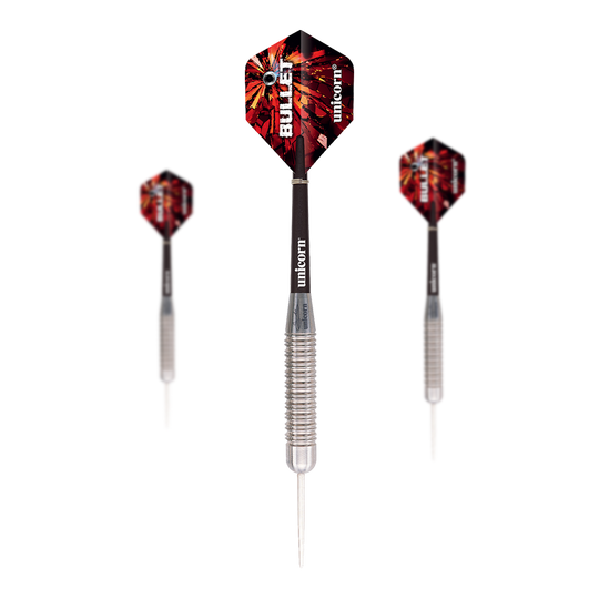 Unicorn Bullet Gary Anderson Steeldarts - 22 g Das Bild zeigt drei Steeldarts des Modells "Unicorn Bullet Gary Anderson - 22g". Die Darts haben silberne Spitzen, geriffelte Griffe und rot-schwarze Flights mit der Aufschrift "BULLET".