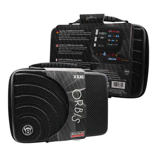 Custodia per freccette Bulls Orbis XXL - grigio carbonio Das Bild zeigt das Produkt "Bulls Orbis XXL Dartcase - Carbongrey" in schwarzer Carbon-Optik. Das Dartcase ist groß und bietet Platz für mehrere Dart-Sets und Zubehör.