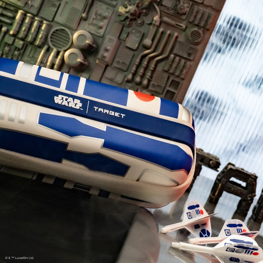 Portafreccette Target Star Wars Boa - R2D2 Zu sehen ist das Target Star Wars Boa Dartcase - R2D2. Das Produkt ist ein Dartcase mit R2D2-Motiv.