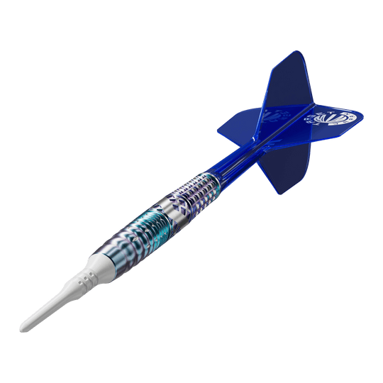 Target Japan Cathy Leung Charis GEN5 Freccette morbide - 19 g Das Bild zeigt einen Softdart mit einem silber-blauen, metallischen Schaft und einer weißen Spitze. Die Flights am Ende des Darts sind blau und tragen ein weißes Logo.