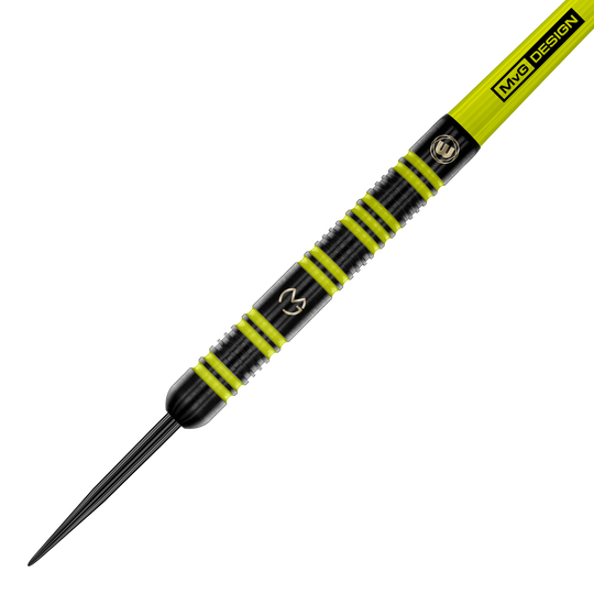 Freccette in acciaio Winmau Michael Van Gerwen 85 Pro-Series Das Bild zeigt einen Winmau Michael Van Gerwen 85 Pro-Series Steeldart. Der Dart ist schwarz mit auffälligen gelb-grünen Ringen und hat das MVG-Logo eingraviert.