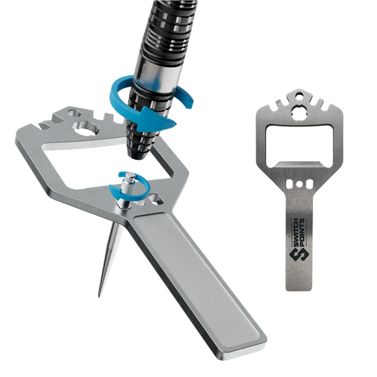 Dardi in acciaio a siluro Red Dragon Recon Dies ist ein Bild der Red Dragon Recon Torpedo Steeldarts - 23g. Die Steeldarts werden aus einer seitlichen Perspektive gezeigt.