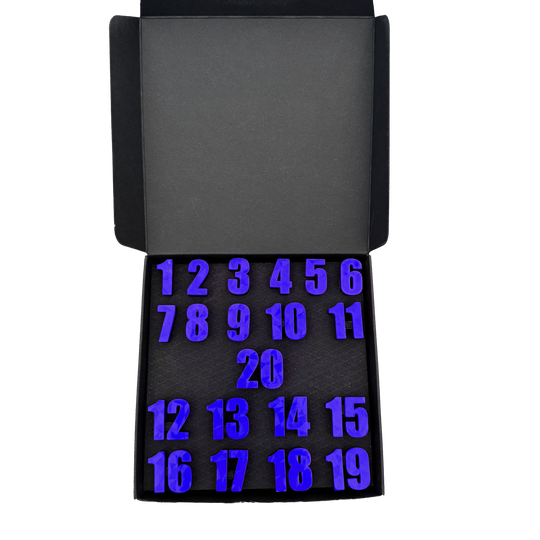 Anelli numerati per freccette McDart / Anello numerato classico Eine blaue Box ist auf dem Bild zu sehen. Das Produkt ist im klassischen Stil gestaltet.