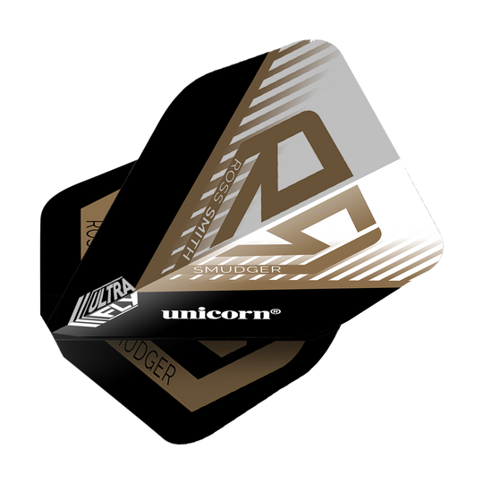 Alette Unicorn Ultrafly 100 Ross Smith Smudger AR1 Das Bild zeigt die Dartflights "Unicorn Ultrafly 100 Ross Smith Smudger AR1". Die Flights sind schwarz, weiß und gold gestaltet und tragen den Namen des Spielers sowie das Unicorn-Logo.