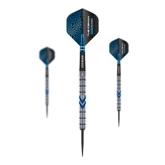 Freccette in acciaio Red Dragon Gerwyn Price Iceman Midnight Edition Das Bild zeigt die Steeldarts "Red Dragon Gerwyn Price Iceman Midnight Edition". Die Darts haben ein silbernes und blaues Design mit auffälligen schwarzen Flights.