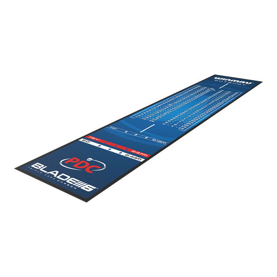 Tappetino per freccette Winmau Outshot Die Abbildung zeigt die Winmau Outshot Dartmatte 2024. Die Matte ist mit Abwurflinien und einer Outshot-Tabelle bedruckt.