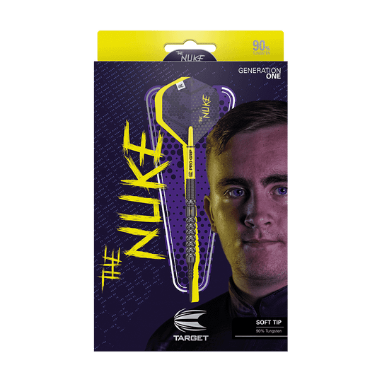 210324_Target_Luke_Littler_GEN1_Softdarts_3 Auf dem Bild ist die Verpackung der "Target Luke Littler GEN1 Softdarts - 19g" zu sehen. Die Verpackung zeigt einen Dartpfeil und das Porträt einer Person auf einem lila-gelben Hintergrund.