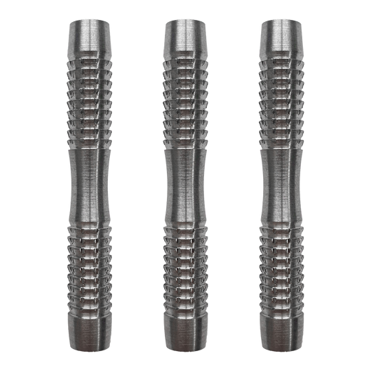 Canne morbide per freccette McDart Blank Shark Das Bild zeigt drei silberne McDart Blank Shark Softdart-Barrels. Sie haben eine geriffelte Oberfläche für besseren Halt.