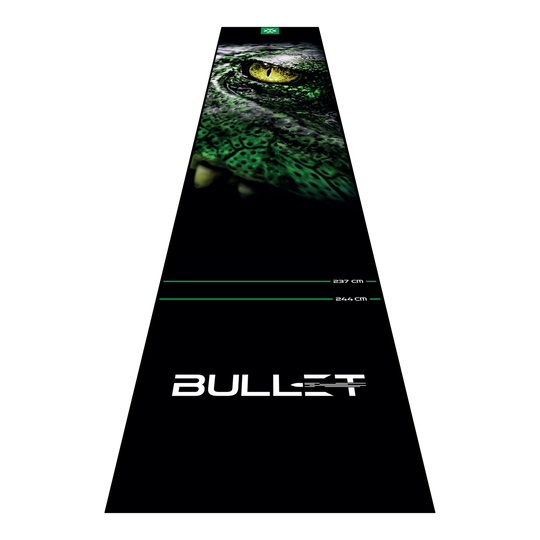 Tappetino per freccette Bullet Gator Die Bullet Gator Dartmatte ist auf dem Bild zu sehen. Sie schützt den Boden und markiert die Abwurflinie beim Dartspiel.