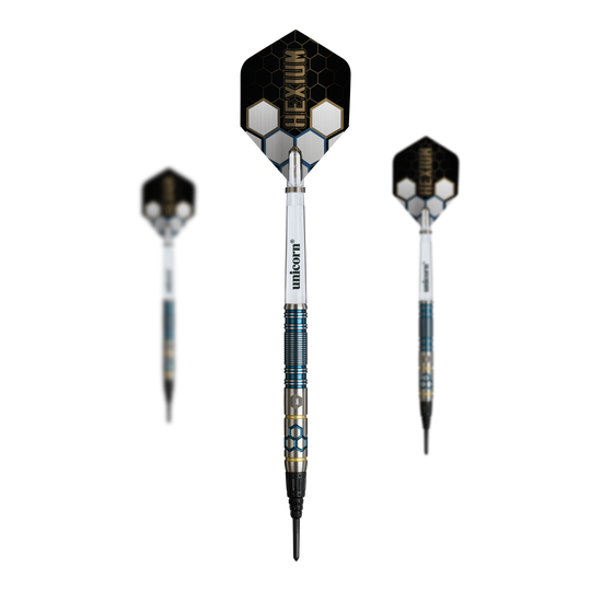 Freccette morbide Unicorn Hexium Style 02 Blu e Oro - 21 g Das Bild zeigt die Unicorn Hexium Style 02 Blue & Gold Softdarts - 21g als Set. Die Softdarts wirken hochwertig und zweifarbig.