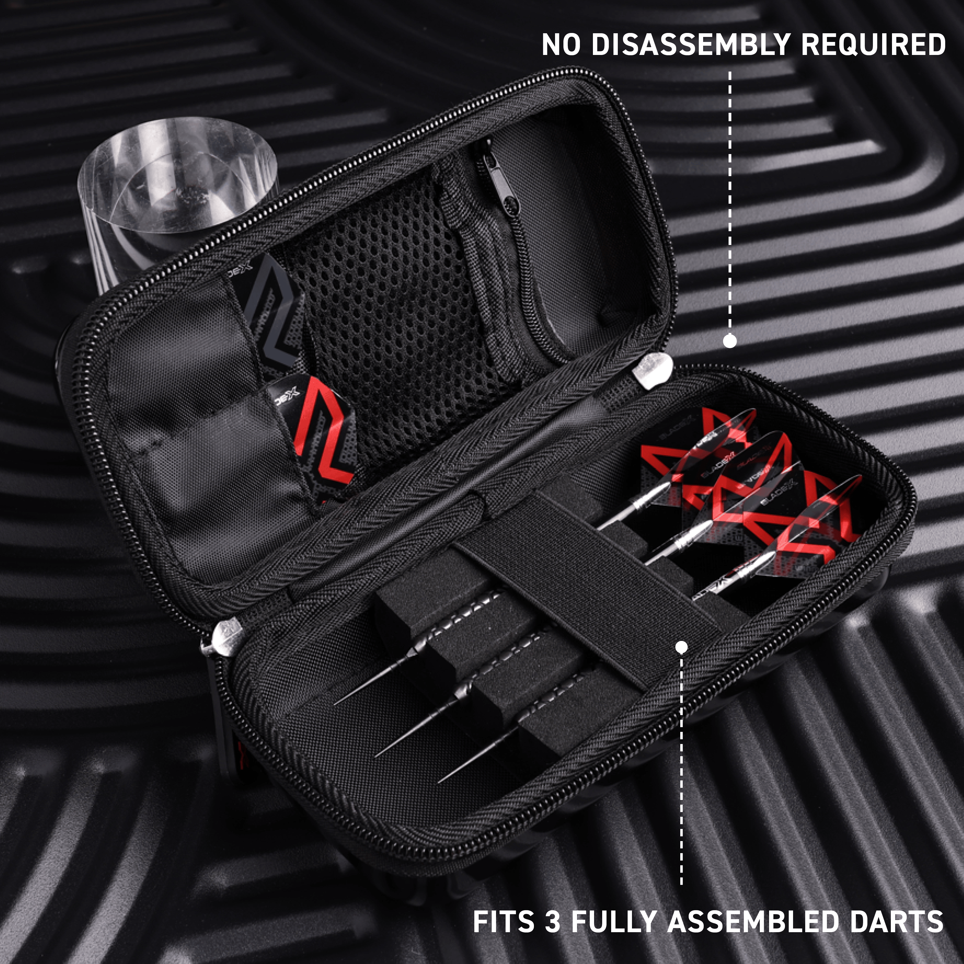 Portafoglio per freccette Winmau Blade X Armor G1 Ein Bild mit dem Dateinamen 8534_Winmau_Blade_X_Armor_G1_Dartwallet_W1. Vermutlich handelt es sich um ein Dartwallet-Produkt.